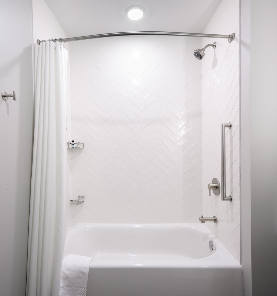 towneplace suites madison west middleton