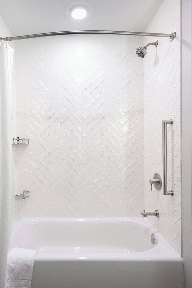 towneplace suites madison west middleton