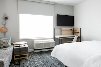 towneplace suites madison west middleton