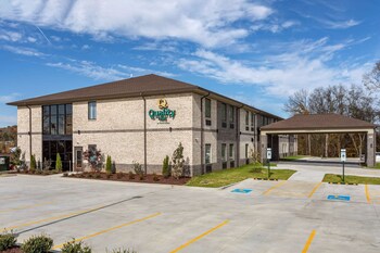 quality inn lebanon highway 109