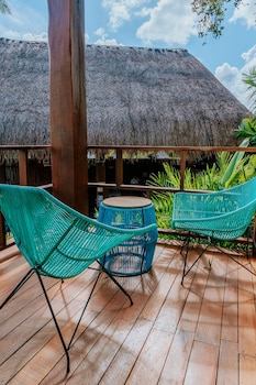 khaban bacalar hotel boutique