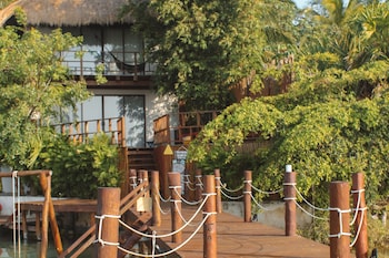 khaban bacalar hotel boutique