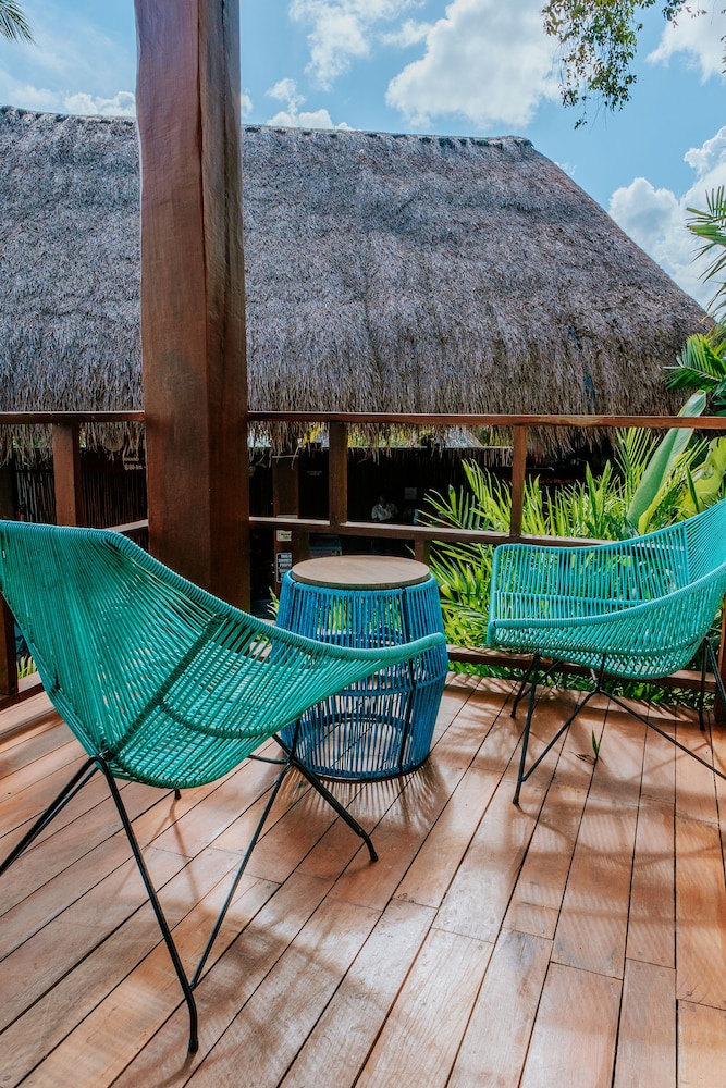 khaban bacalar hotel boutique