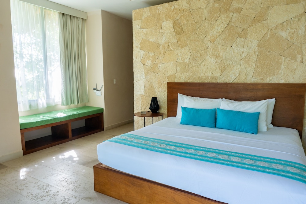 khaban bacalar hotel boutique