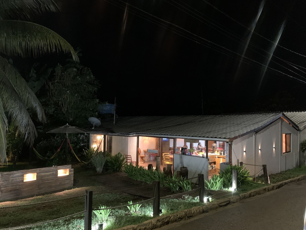 boldro surf house noronha