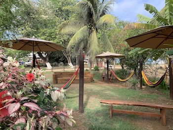boldro surf house noronha