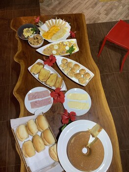 boldro surf house noronha