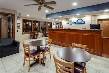 Days Inn By Wyndham Wooster,Wayne>>Mansfield,3 star