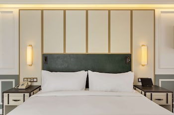 the emerald house lisbon curio collection by hilton
