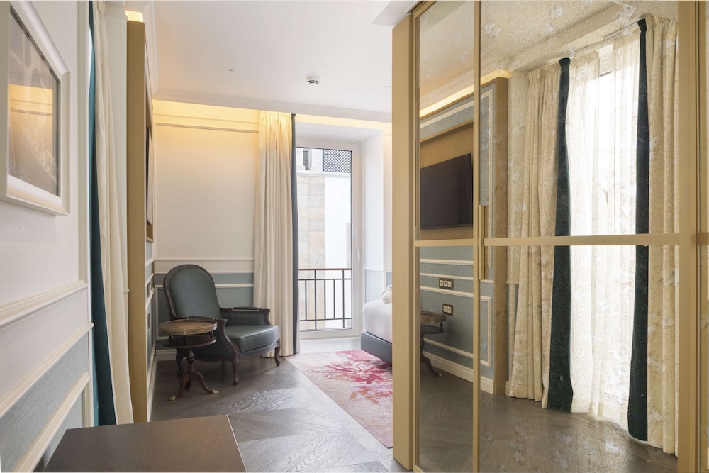 the emerald house lisbon curio collection by hilton