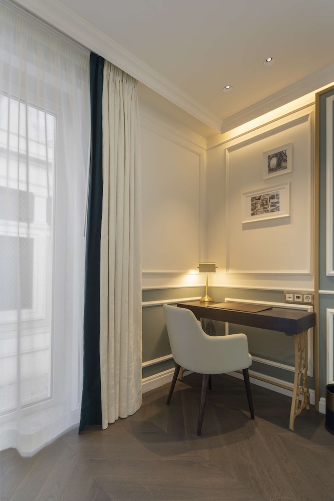 the emerald house lisbon curio collection by hilton