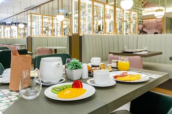 the emerald house lisbon curio collection by hilton