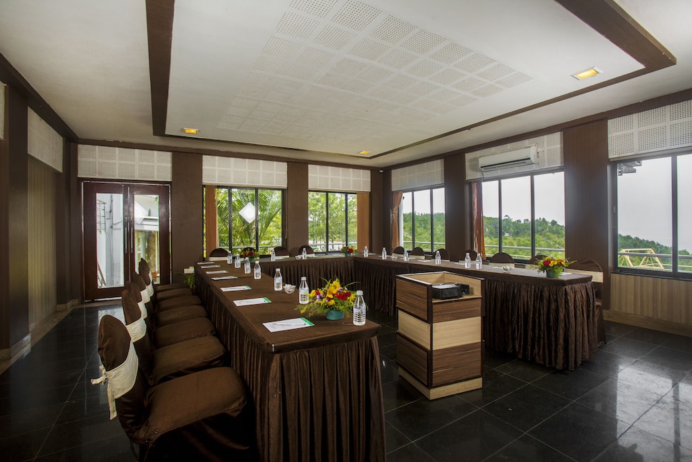 grand palace hotel and spa