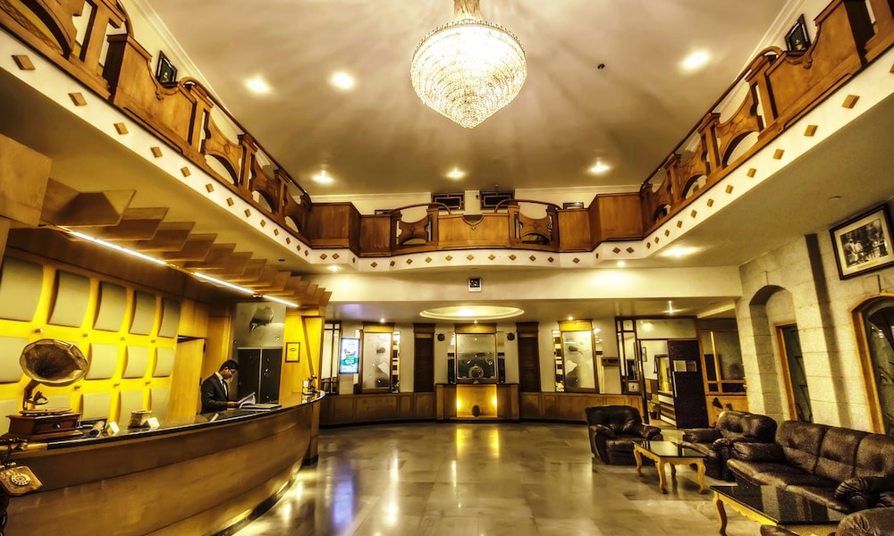 grand palace hotel and spa