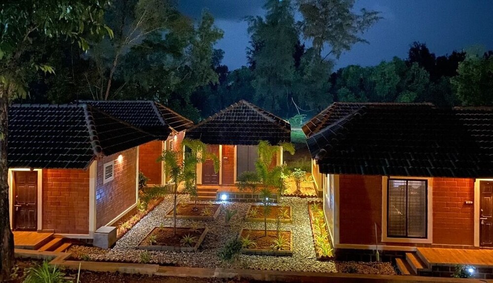 silver sand beach resort