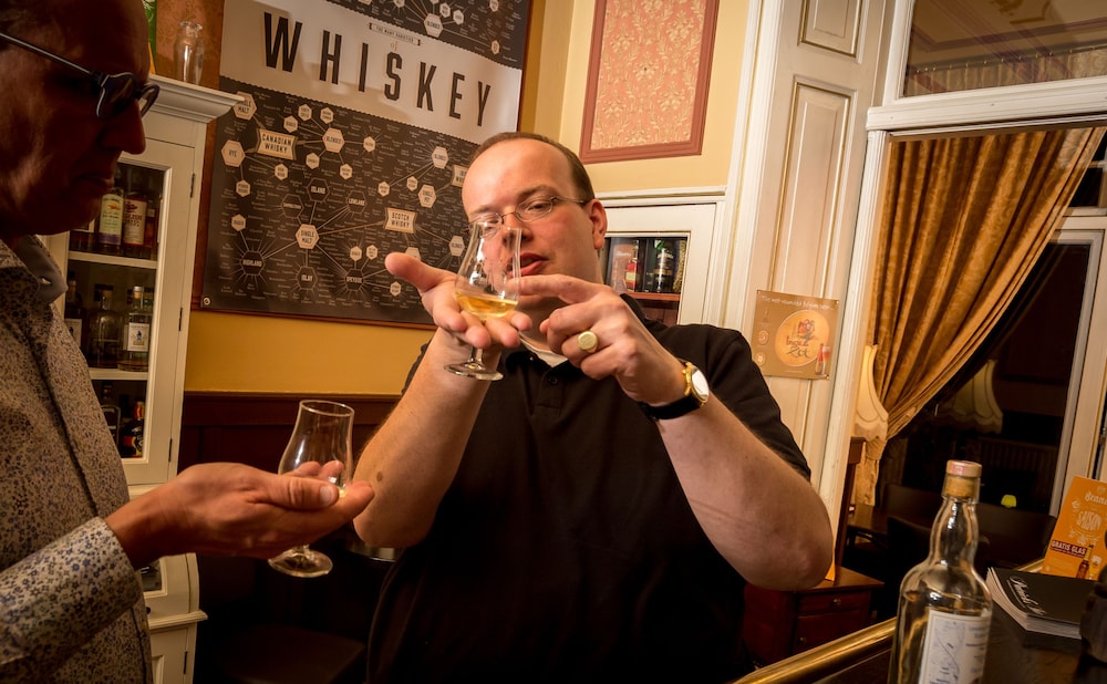 hotel fidder patricks whiskybar