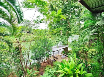 baan pak rim kuaen resort