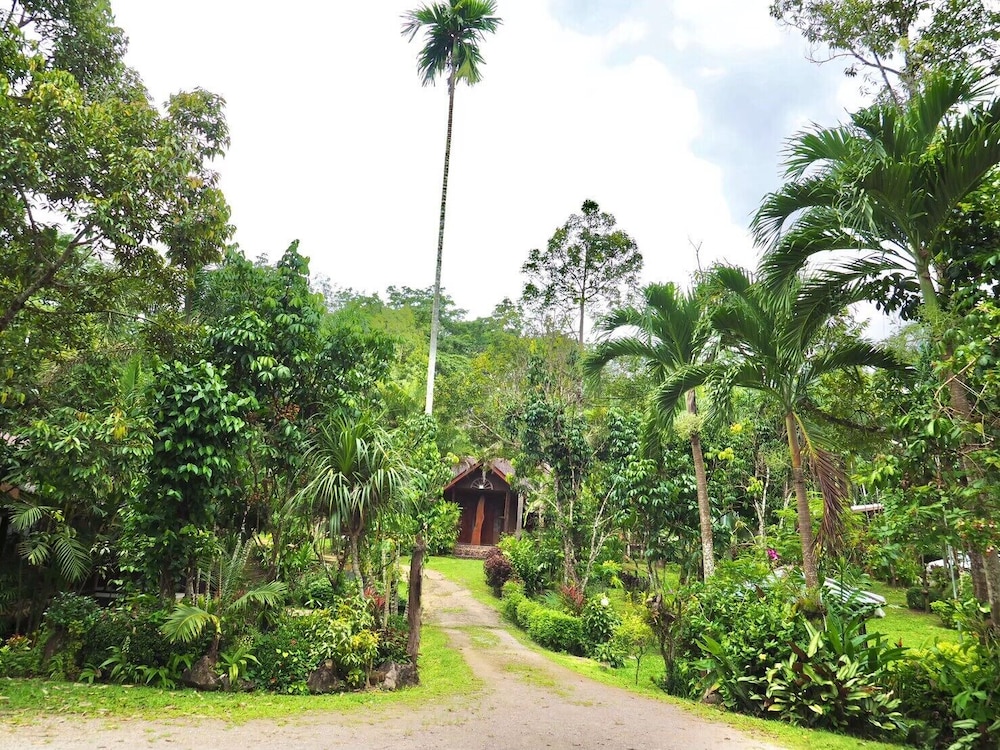baan pak rim kuaen resort