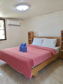 baan pak rim kuaen resort