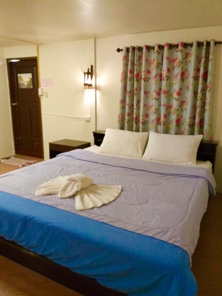 baan pak rim kuaen resort