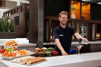 Embassy Suites By Hilton San Luis Obispo,San Luis Obispo>>Arroyo Grande,4 star