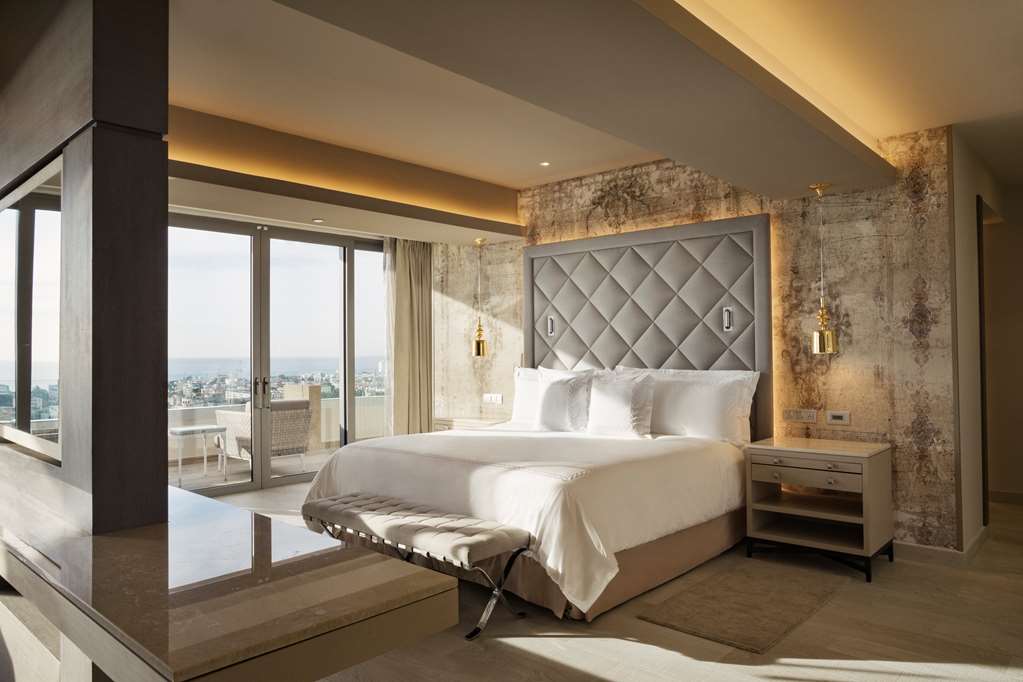 el embajador a royal hideaway hotel