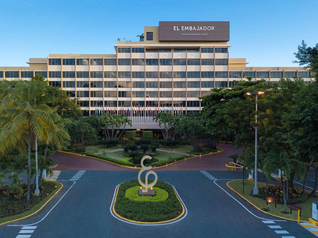 el embajador a royal hideaway hotel