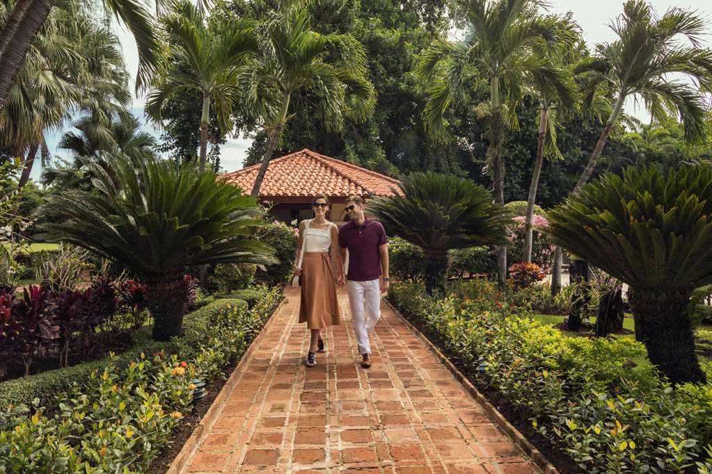 el embajador a royal hideaway hotel