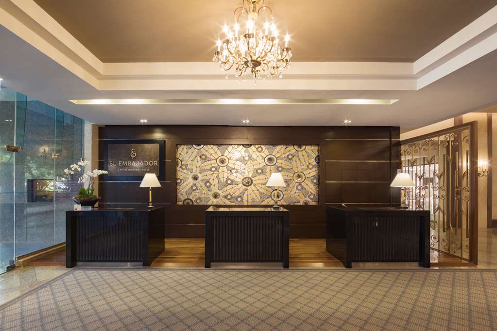el embajador a royal hideaway hotel