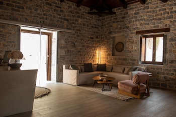 manifest hotel
