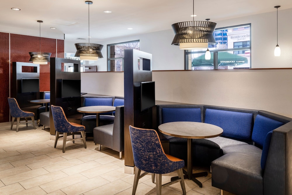 courtyard by marriott austin downtown convention center