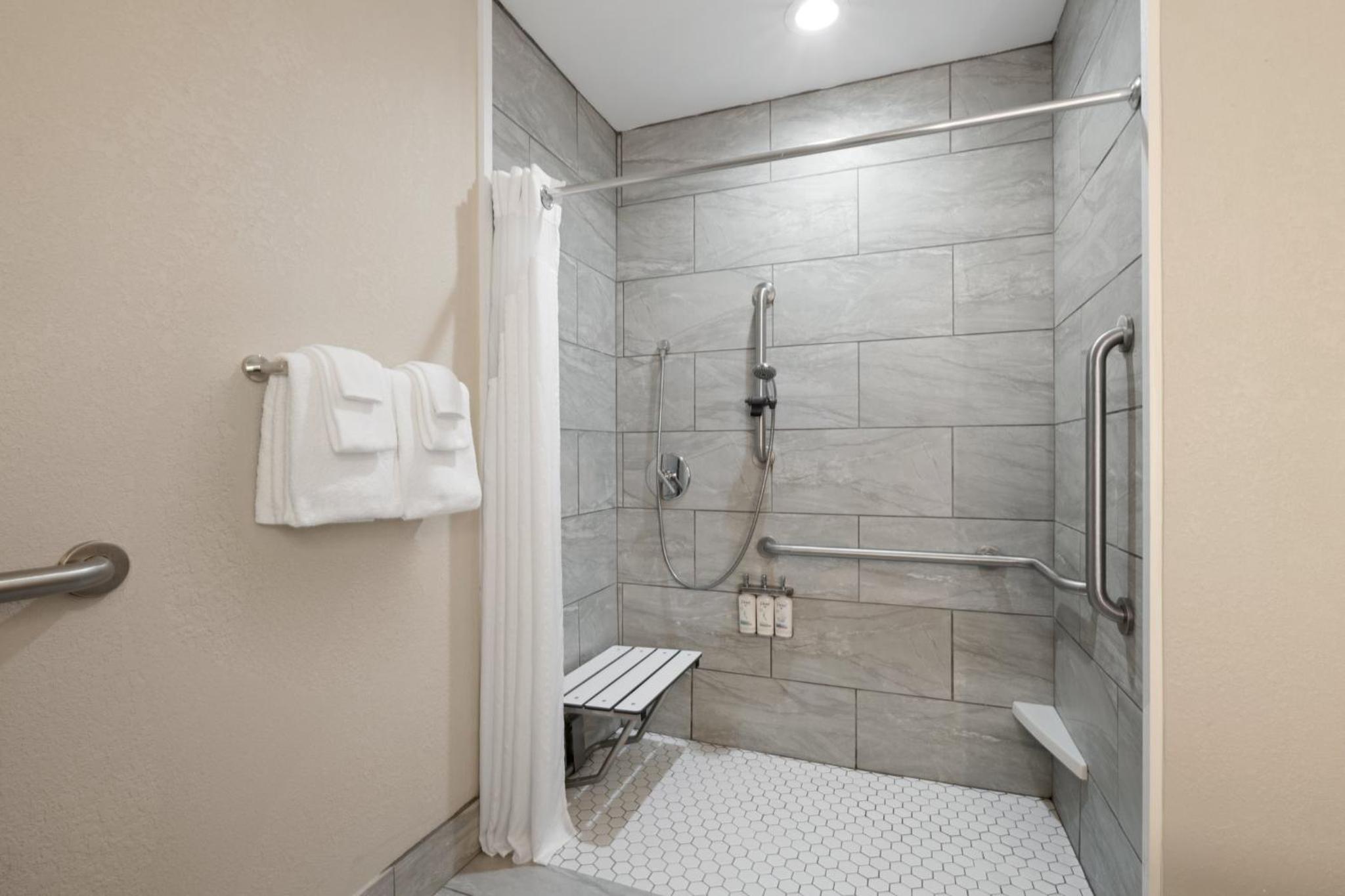 holiday inn express and suites sebring by ihg