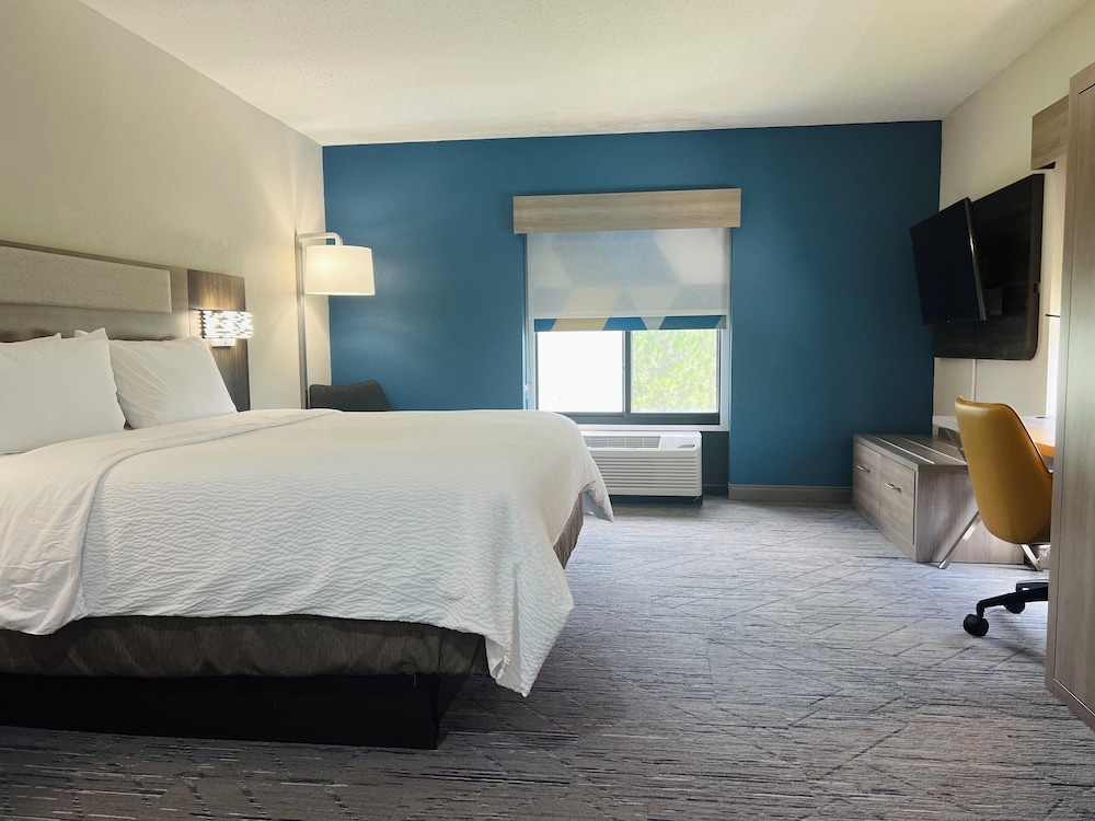 holiday inn express and suites sebring by ihg