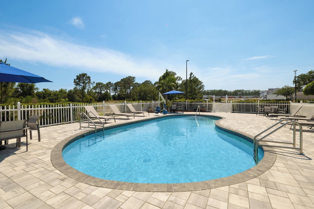holiday inn express and suites sebring by ihg