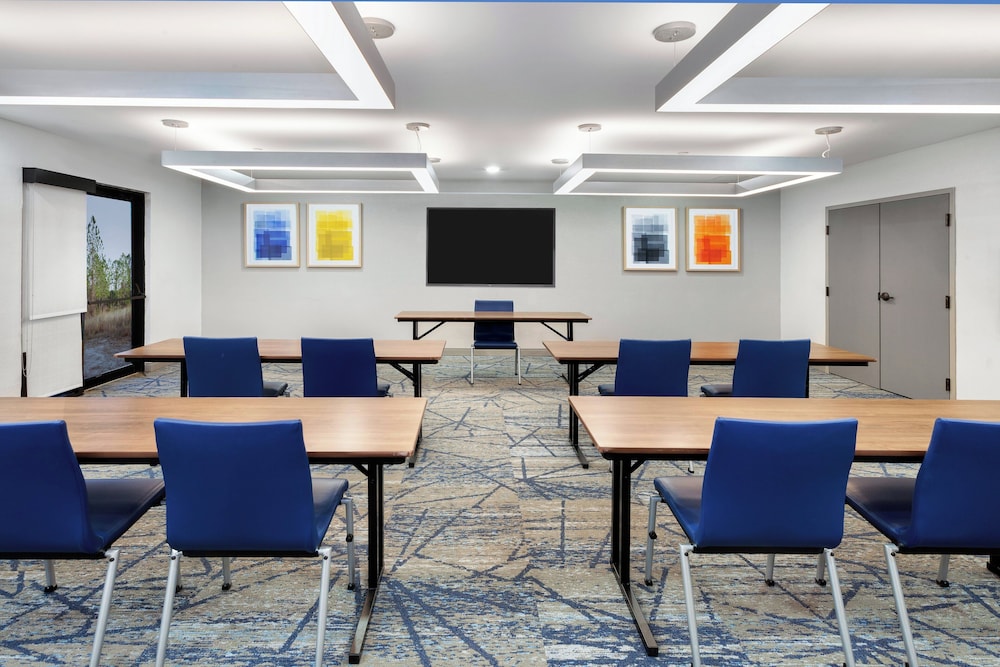 holiday inn express and suites sebring by ihg