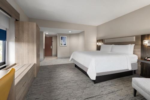 holiday inn express and suites sebring by ihg