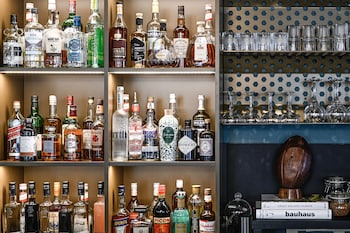 tribe paris la defense esplanade