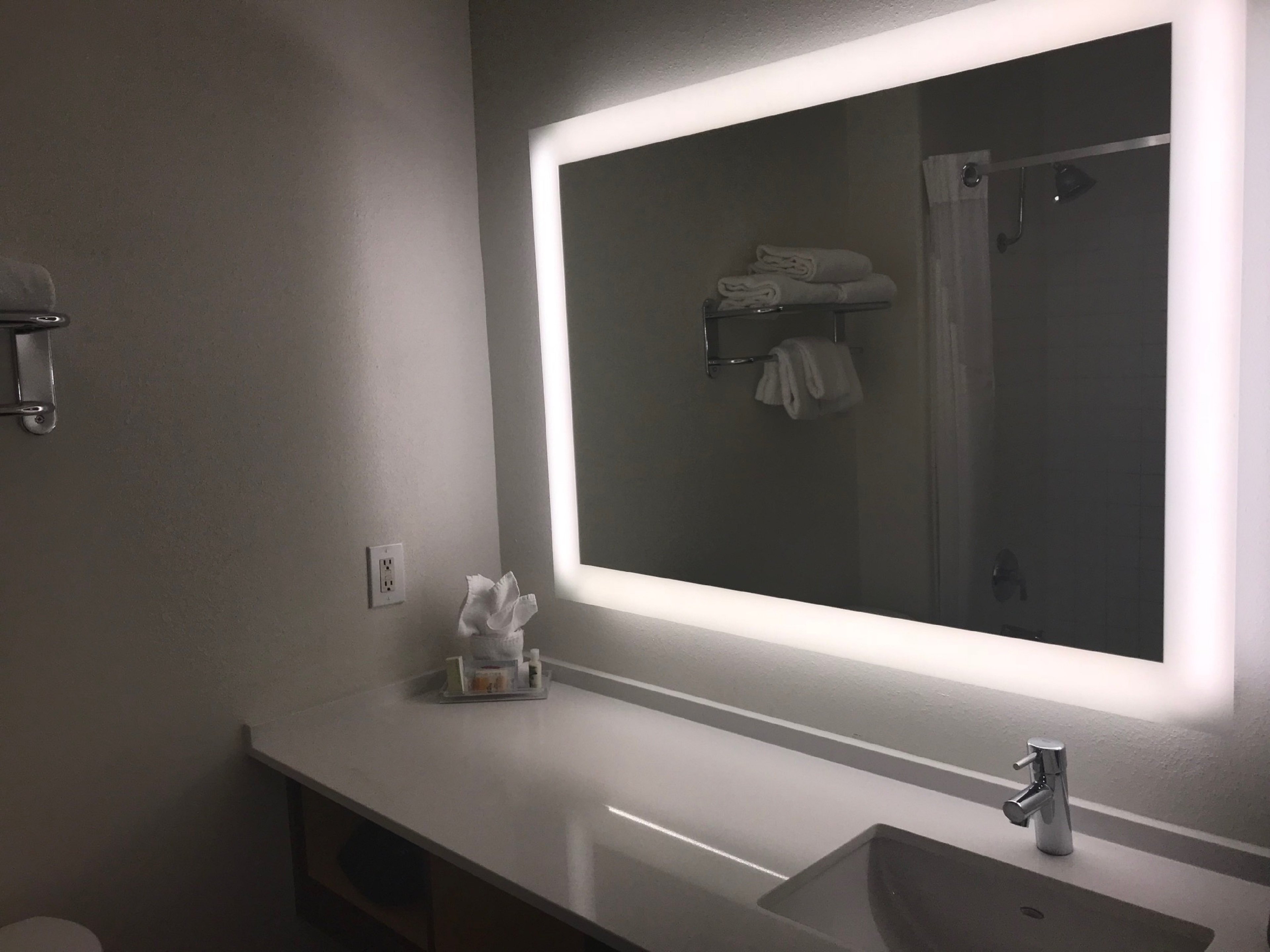 holiday inn selma swancourt by ihg