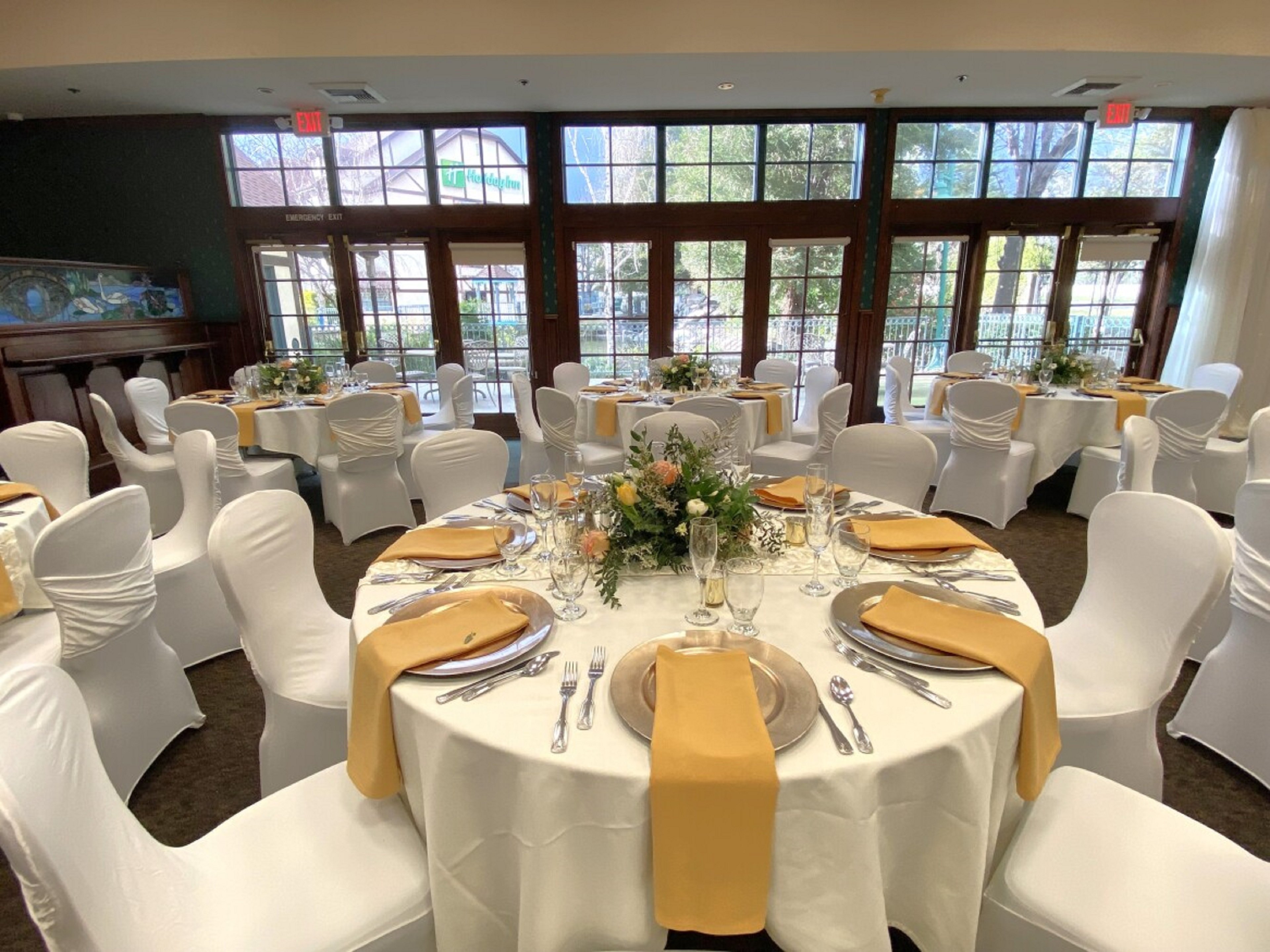 holiday inn selma swancourt by ihg