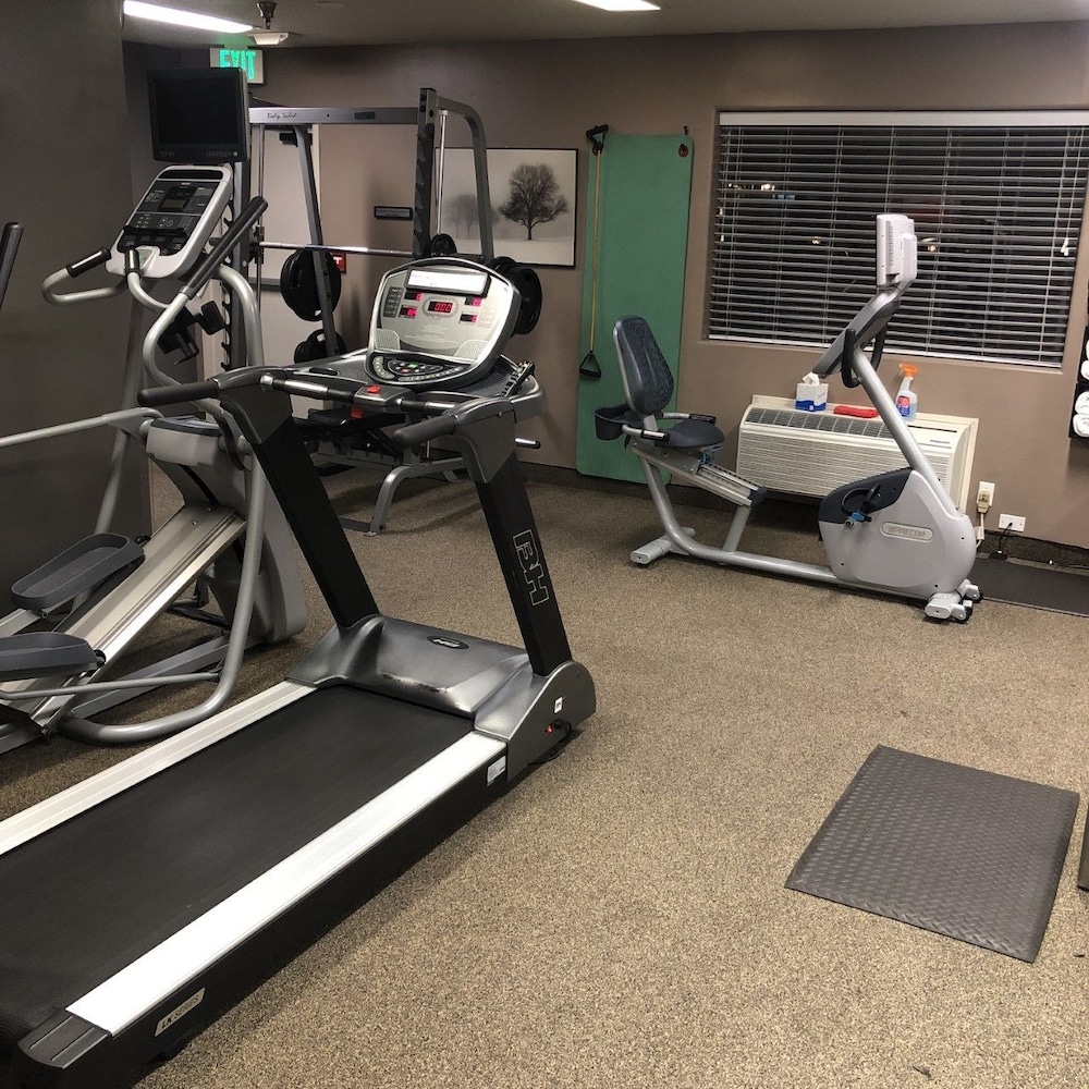 holiday inn selma swancourt by ihg