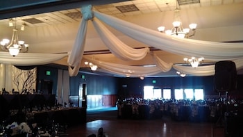 holiday inn selma swancourt by ihg