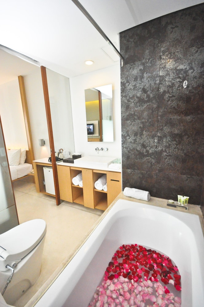 the haven bali seminyak