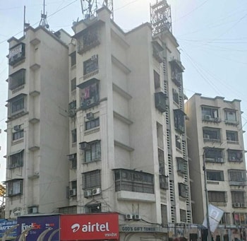 lucky service apartments