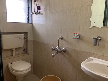 lucky service apartments