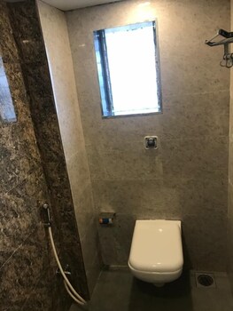 lucky service apartments