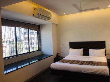 lucky service apartments