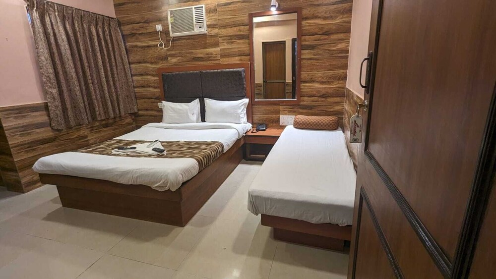 lucky service apartments