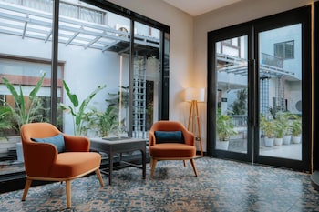 treebo tryst sr house