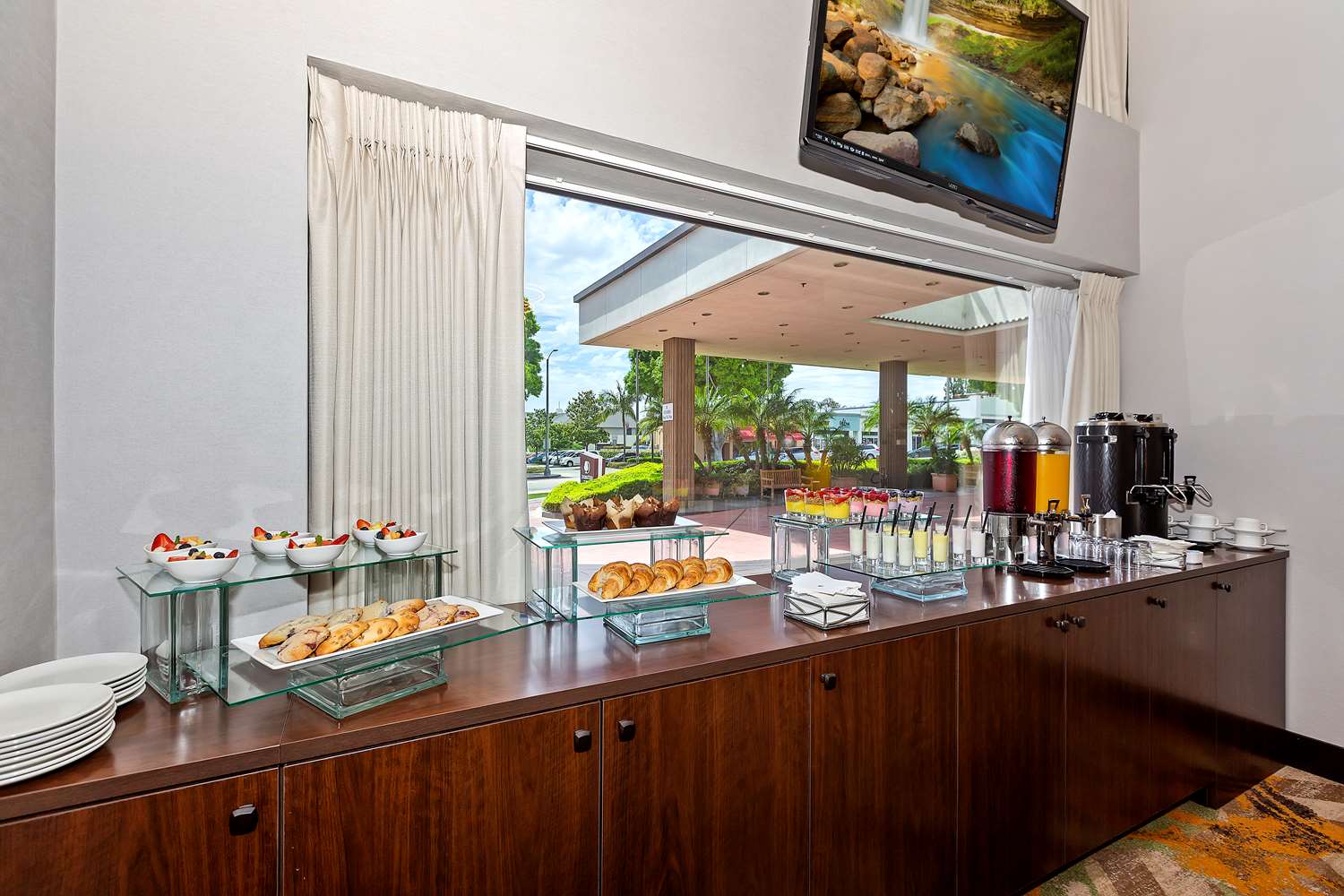 doubletree by hilton whittier los angeles