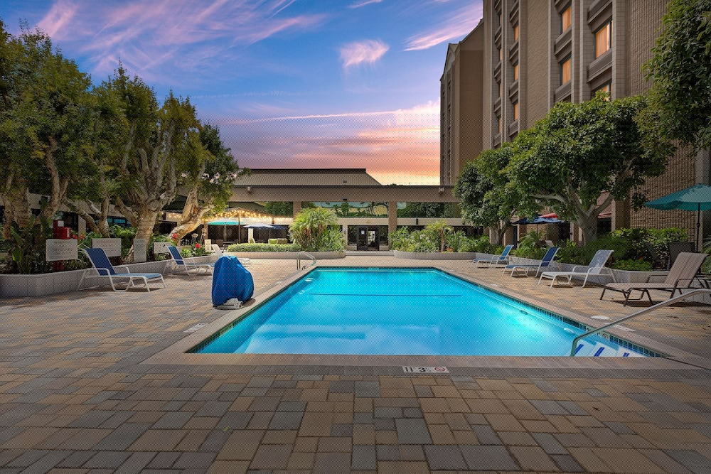 doubletree by hilton whittier los angeles